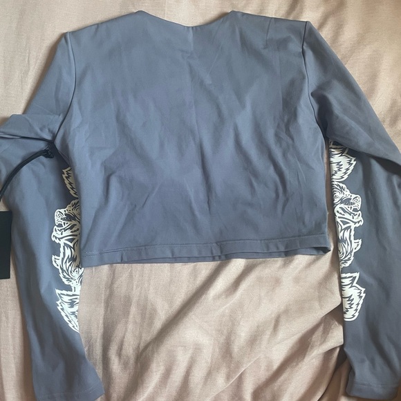 DARC SPORT WOLF CROP TOP - Picture 3 of 3